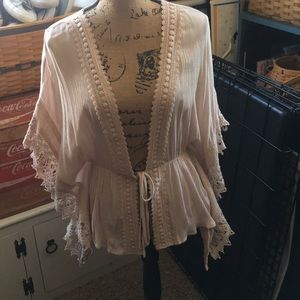 Francesca’s petal pink tunic/wrap